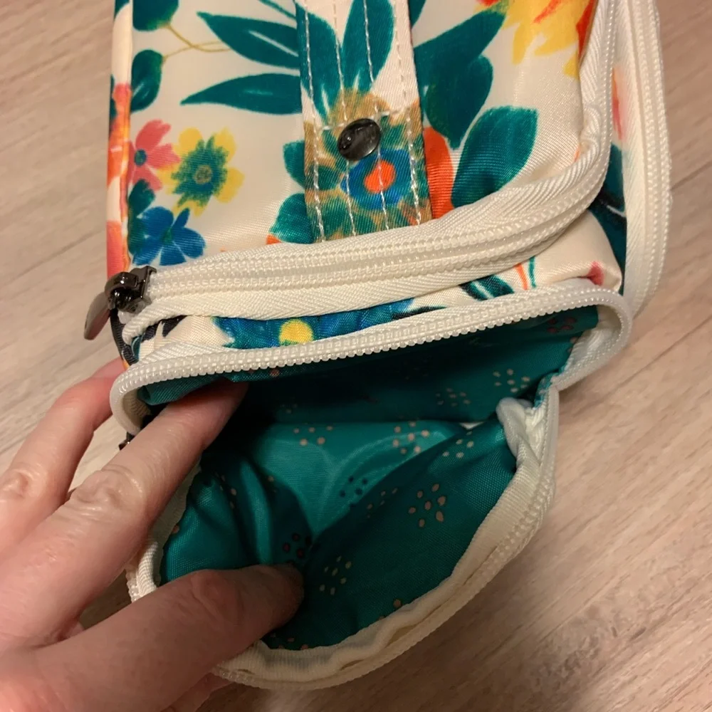 Lug Mini Trolley Floral Cream Cosmetic Toiletries Travel Bag